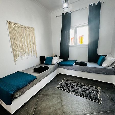 Eris Studios Adamantas  Luaran gambar